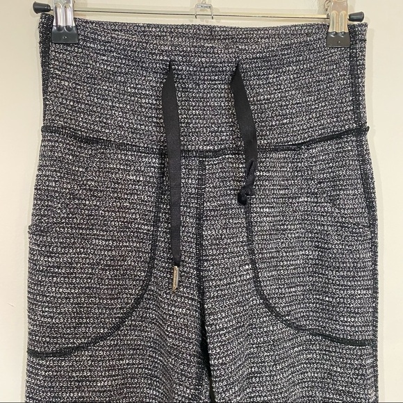 Lululemon Skinny Will Pant *Pique Black Sz 4 - Picture 4 of 9